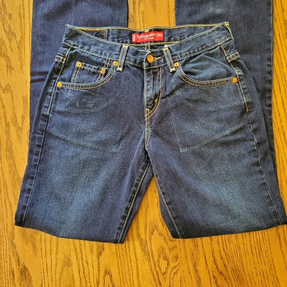 Levis 515 Nouveau boot jeans. Low-rise aize 4. - Picture 3 of 9